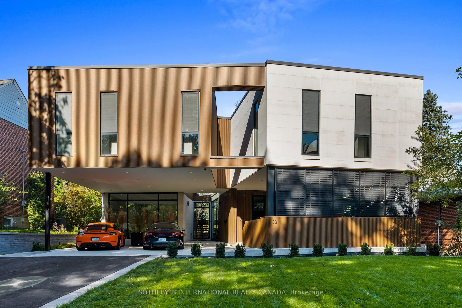 Front of 38 South Kingslea Drive
