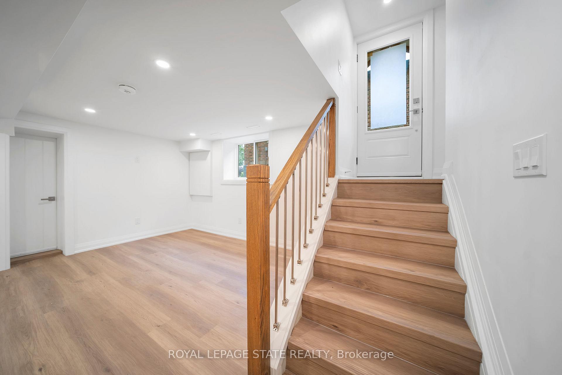 Photo 2 of Unit Unit 2, 172 East 34th Street, Hamilton, Raleigh — HOMEH
