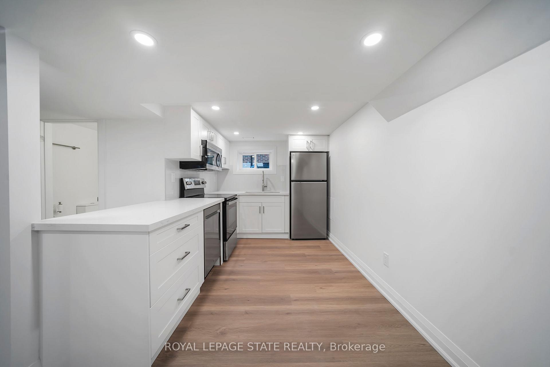 Photo 9 of Unit Unit 2, 172 East 34th Street, Hamilton, Raleigh — HOMEH