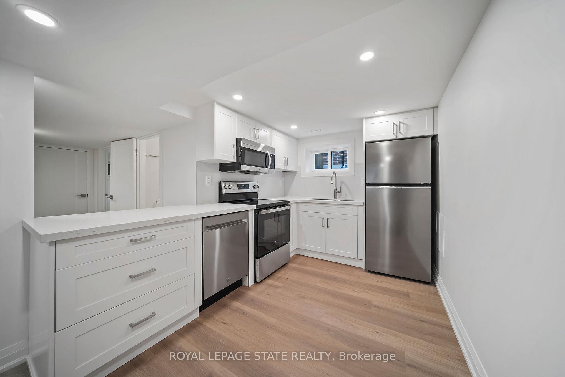 Photo 4 of Unit Unit 2, 172 East 34th Street, Hamilton, Raleigh — HOMEH
