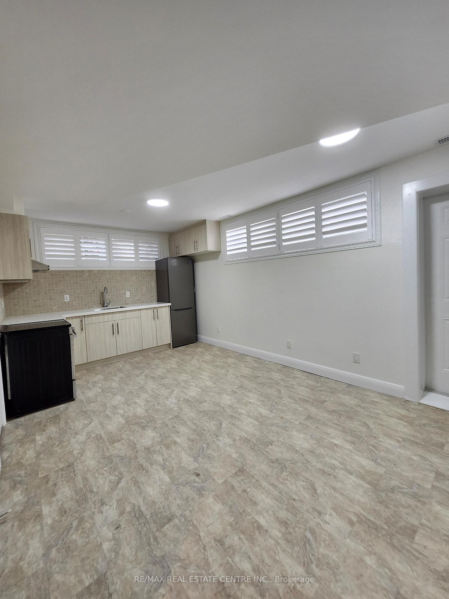 Photo 3 of Unit 2, 109 Bruce Street, Kitchener — HOMEH