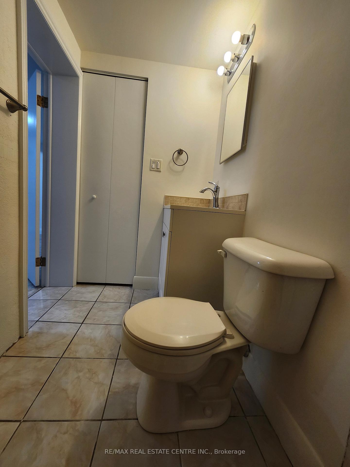 Photo 6 of Unit 2, 109 Bruce Street, Kitchener — HOMEH