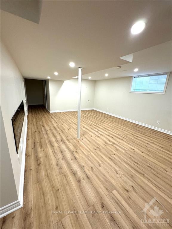 Photo 16 of 360 Tucana Way, Ottawa, Barrhaven - Stonebridge — HOMEH