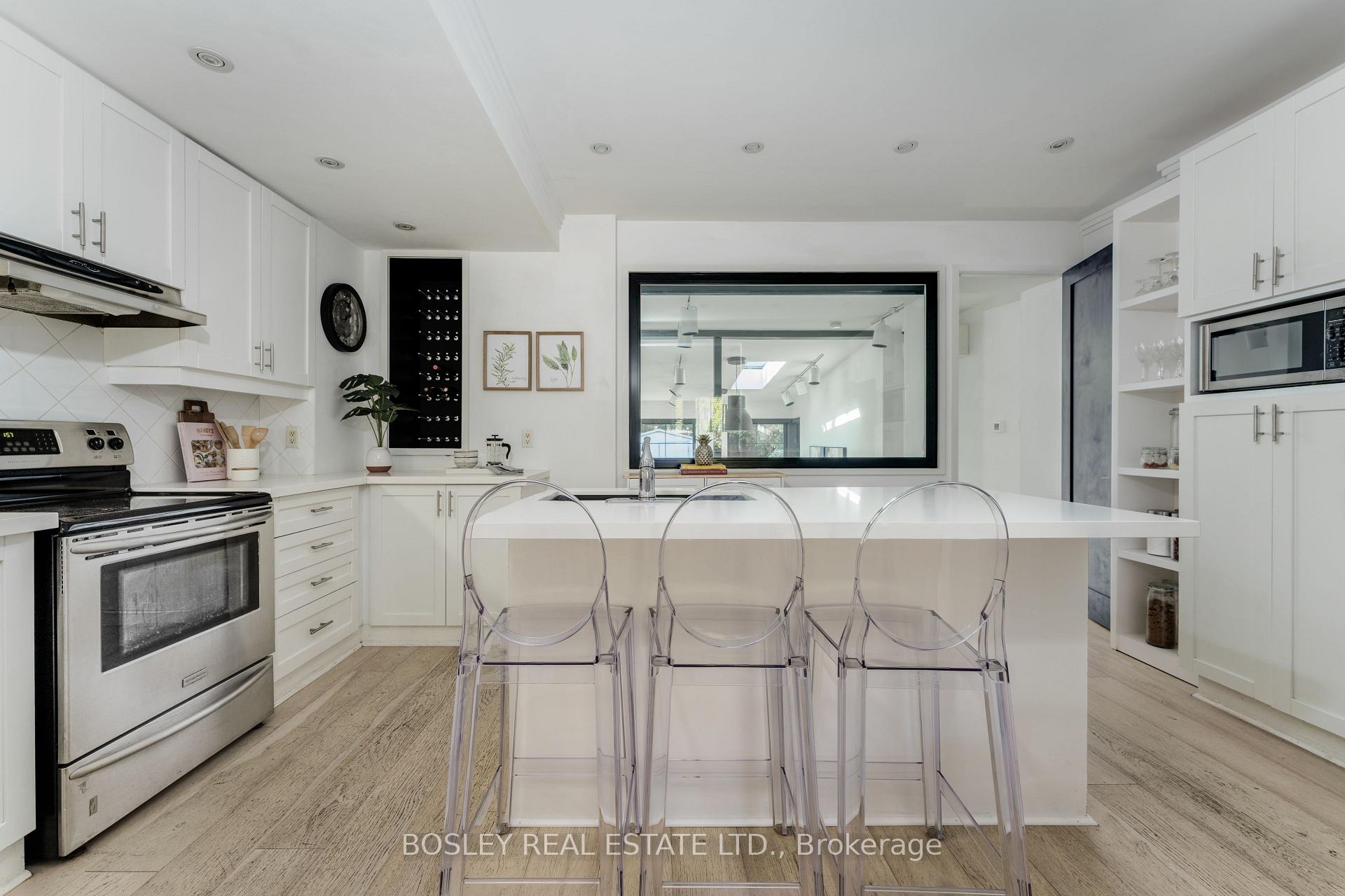 Photo 8 of 812 Duplex Avenue, Toronto, Lawrence Park South — HOMEH