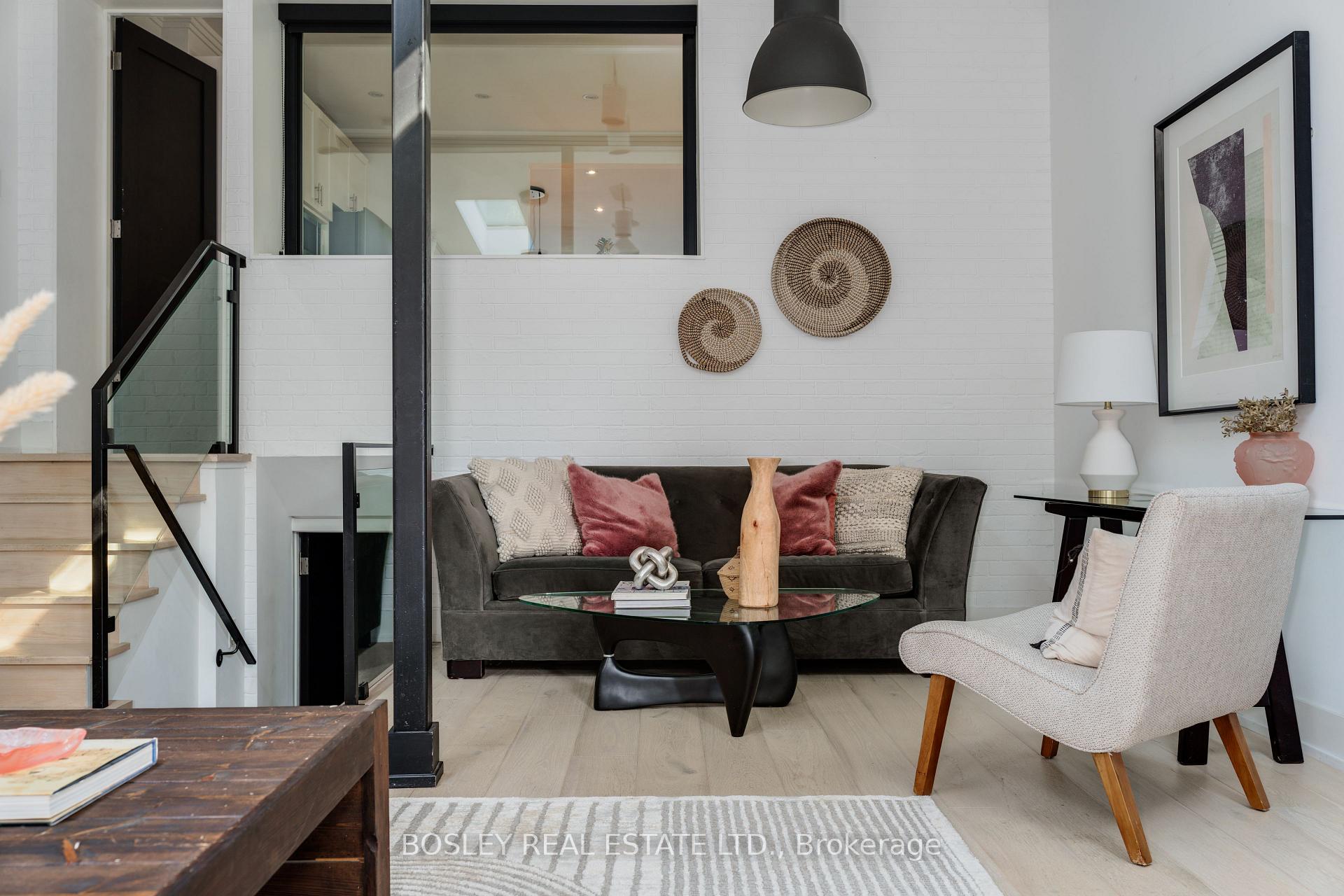 Photo 16 of 812 Duplex Avenue, Toronto, Lawrence Park South — HOMEH