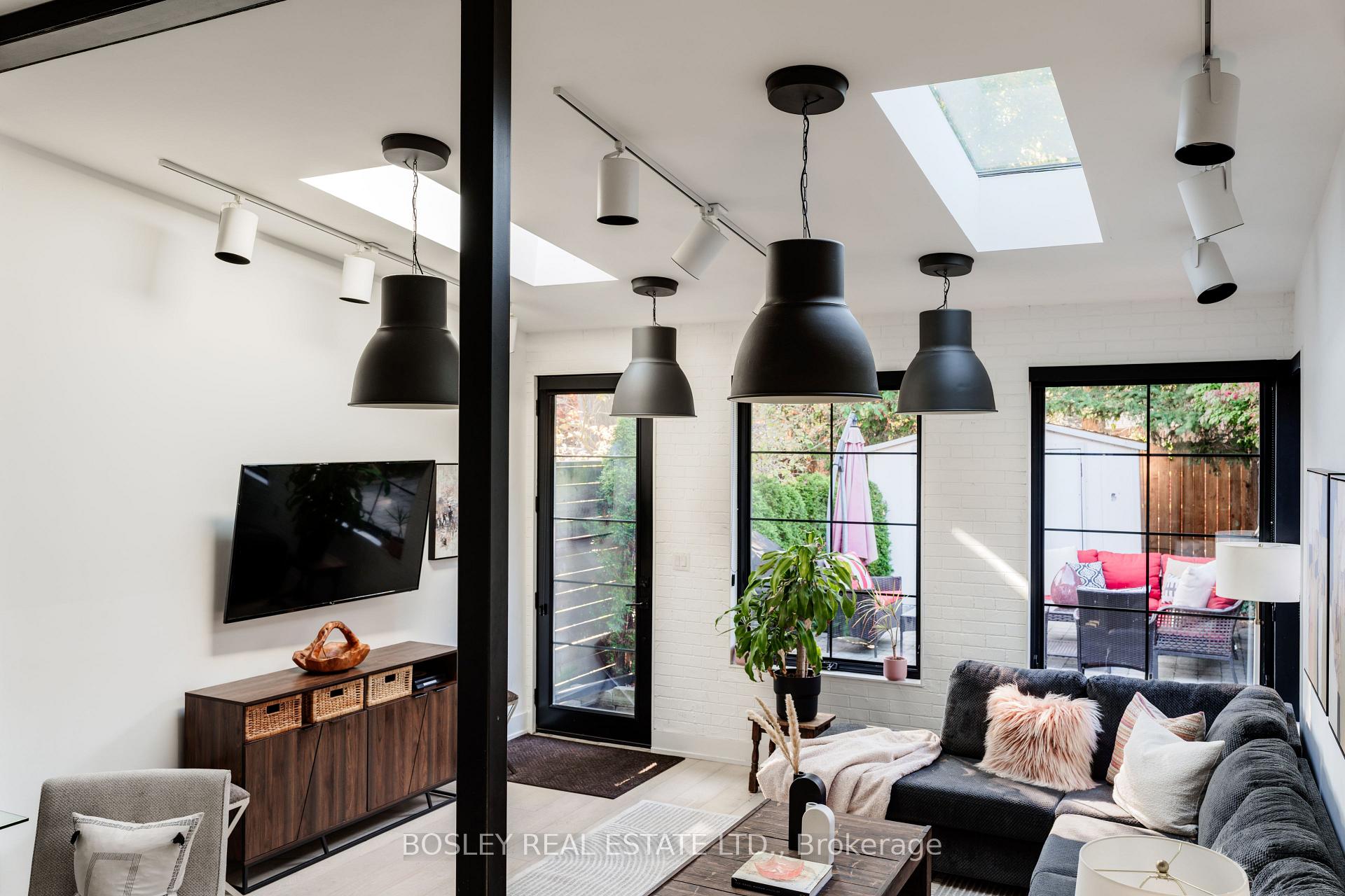 Photo 18 of 812 Duplex Avenue, Toronto, Lawrence Park South — HOMEH
