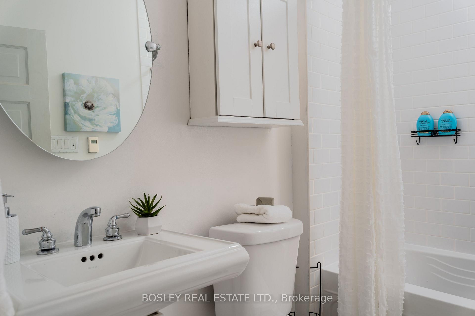Photo 27 of 812 Duplex Avenue, Toronto, Lawrence Park South — HOMEH