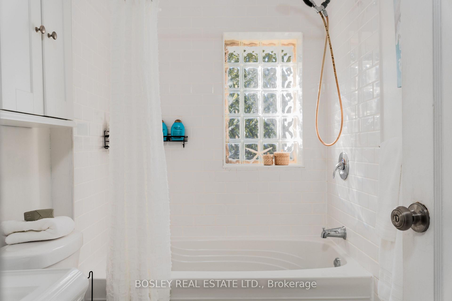 Photo 28 of 812 Duplex Avenue, Toronto, Lawrence Park South — HOMEH