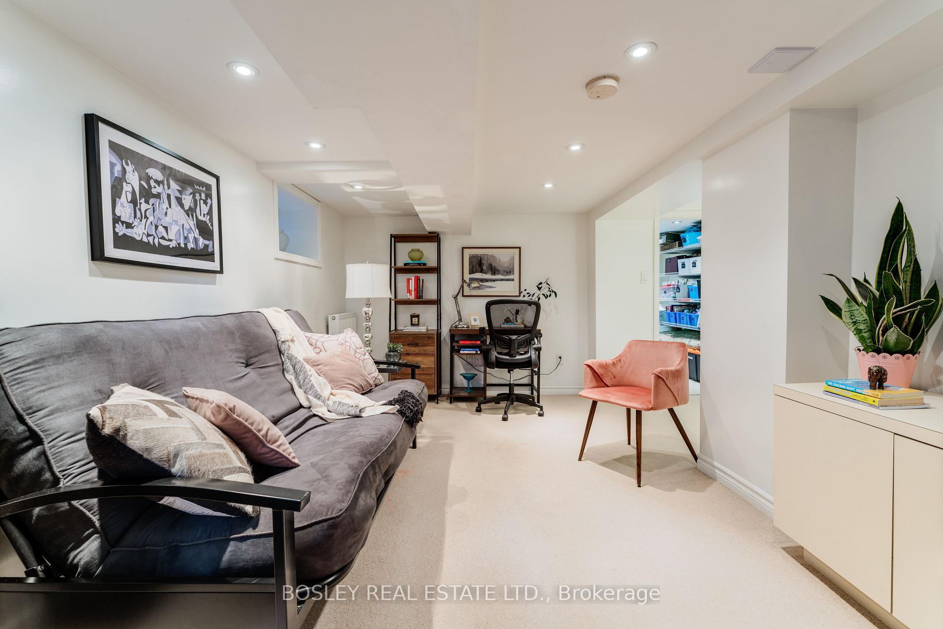 Photo 29 of 812 Duplex Avenue, Toronto, Lawrence Park South — HOMEH
