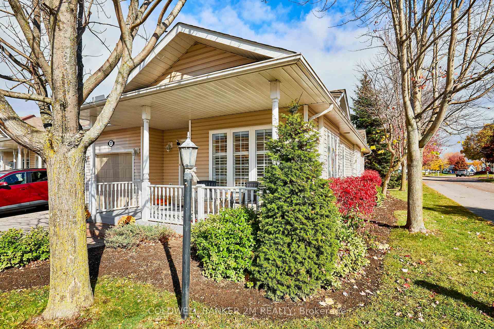 Photo 7 of 17 Garden Manor Place, Clarington, Newcastle — HOMEH