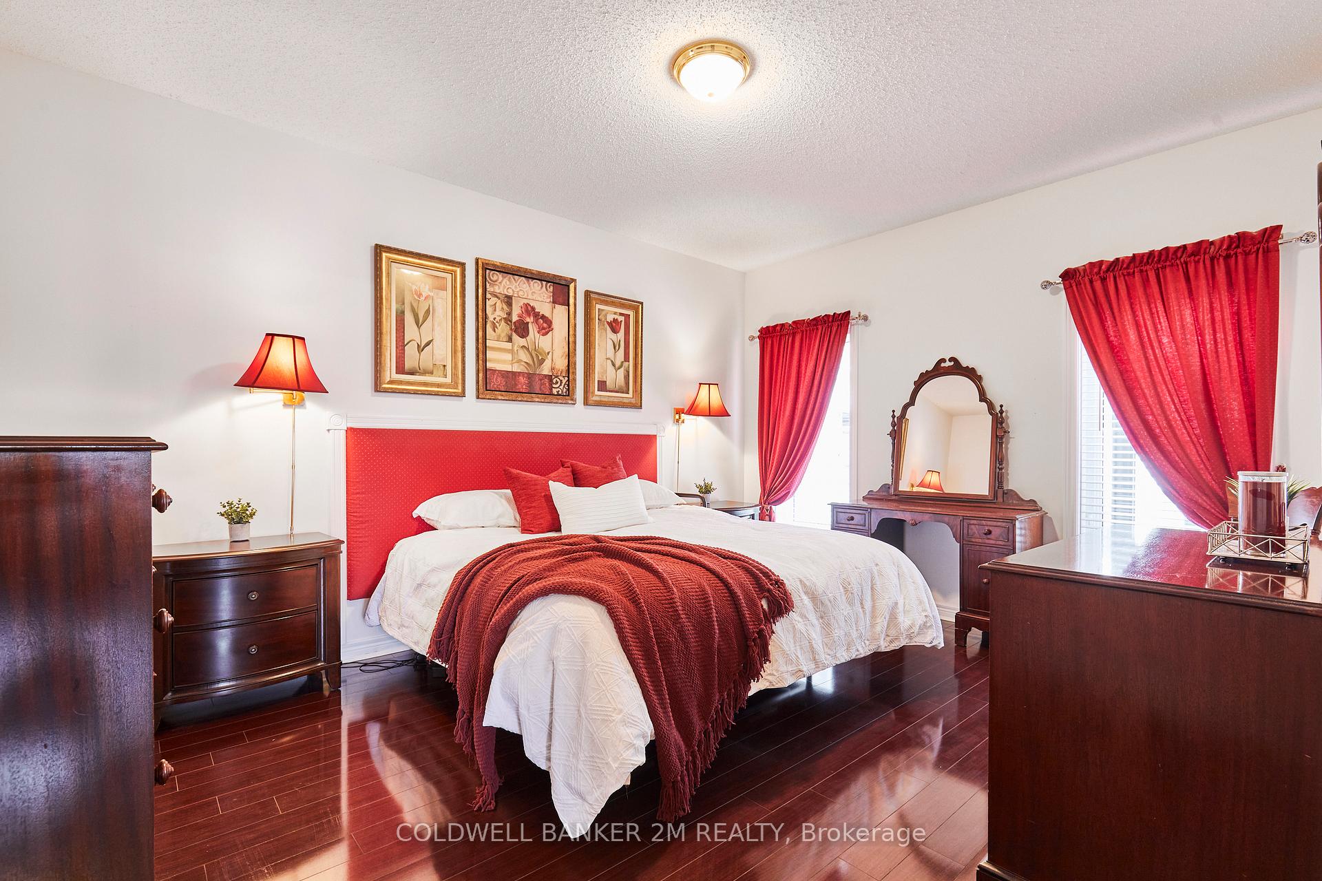 Photo 19 of 17 Garden Manor Place, Clarington, Newcastle — HOMEH