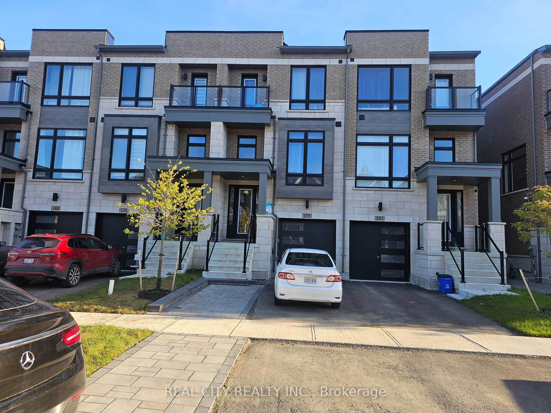 Front of 135 Farooq Boulevard