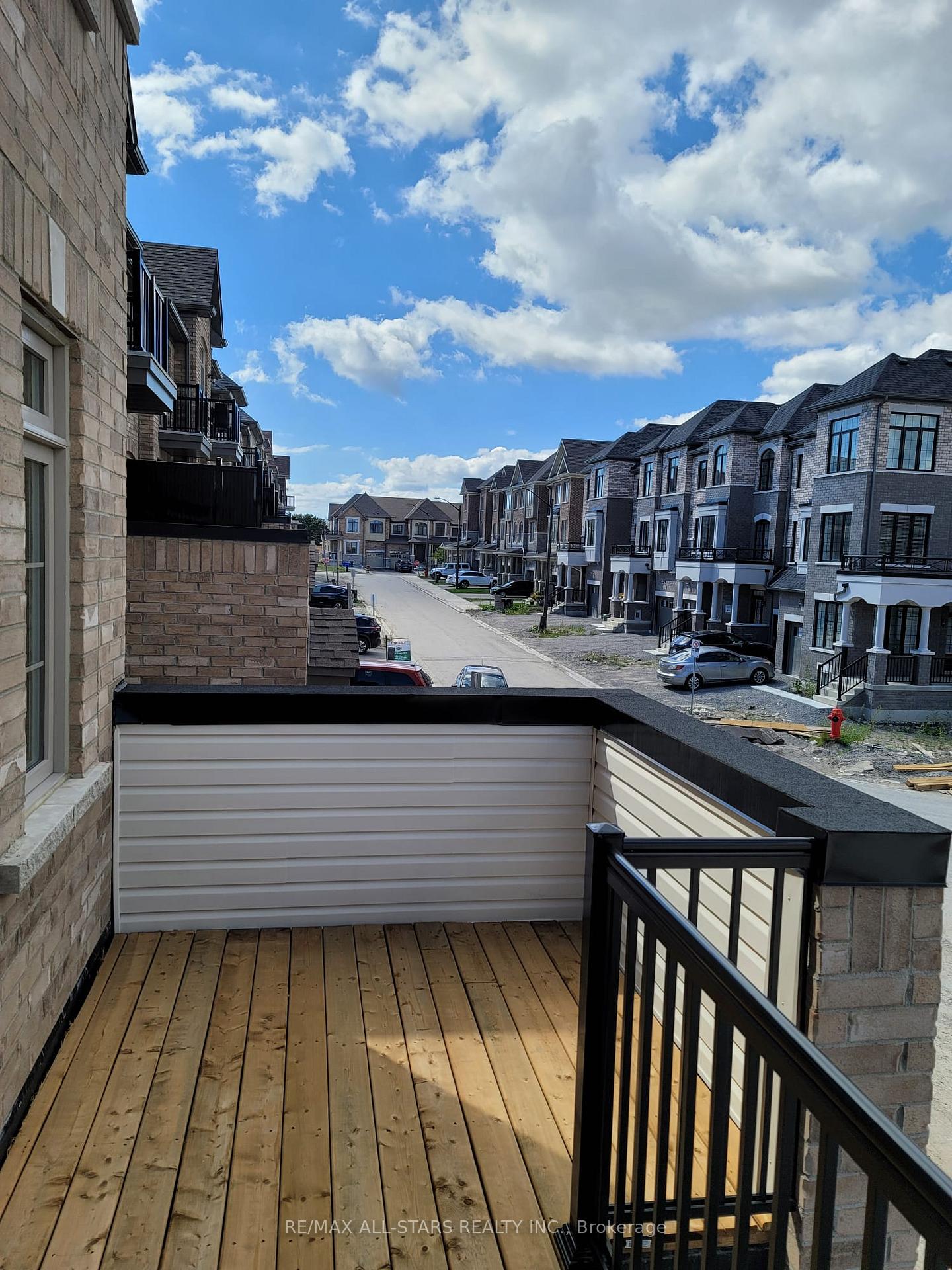Photo 14 of 1 Royal Collection Way, Whitby, Lynde Creek — HOMEH
