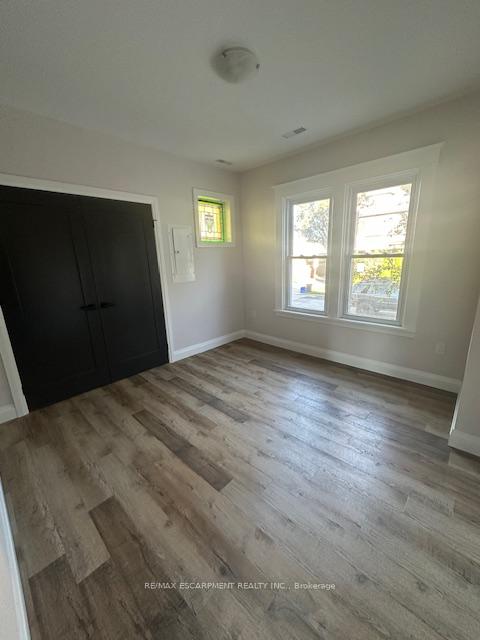 Photo 4 of 14 Burris Street, Hamilton, Gibson — HOMEH