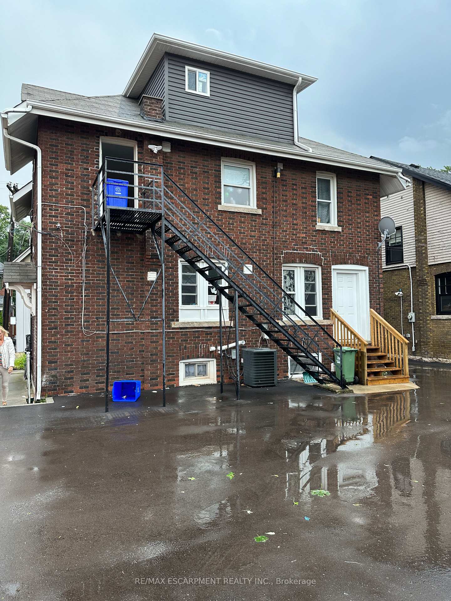 Photo 11 of 14 Burris Street, Hamilton, Gibson — HOMEH