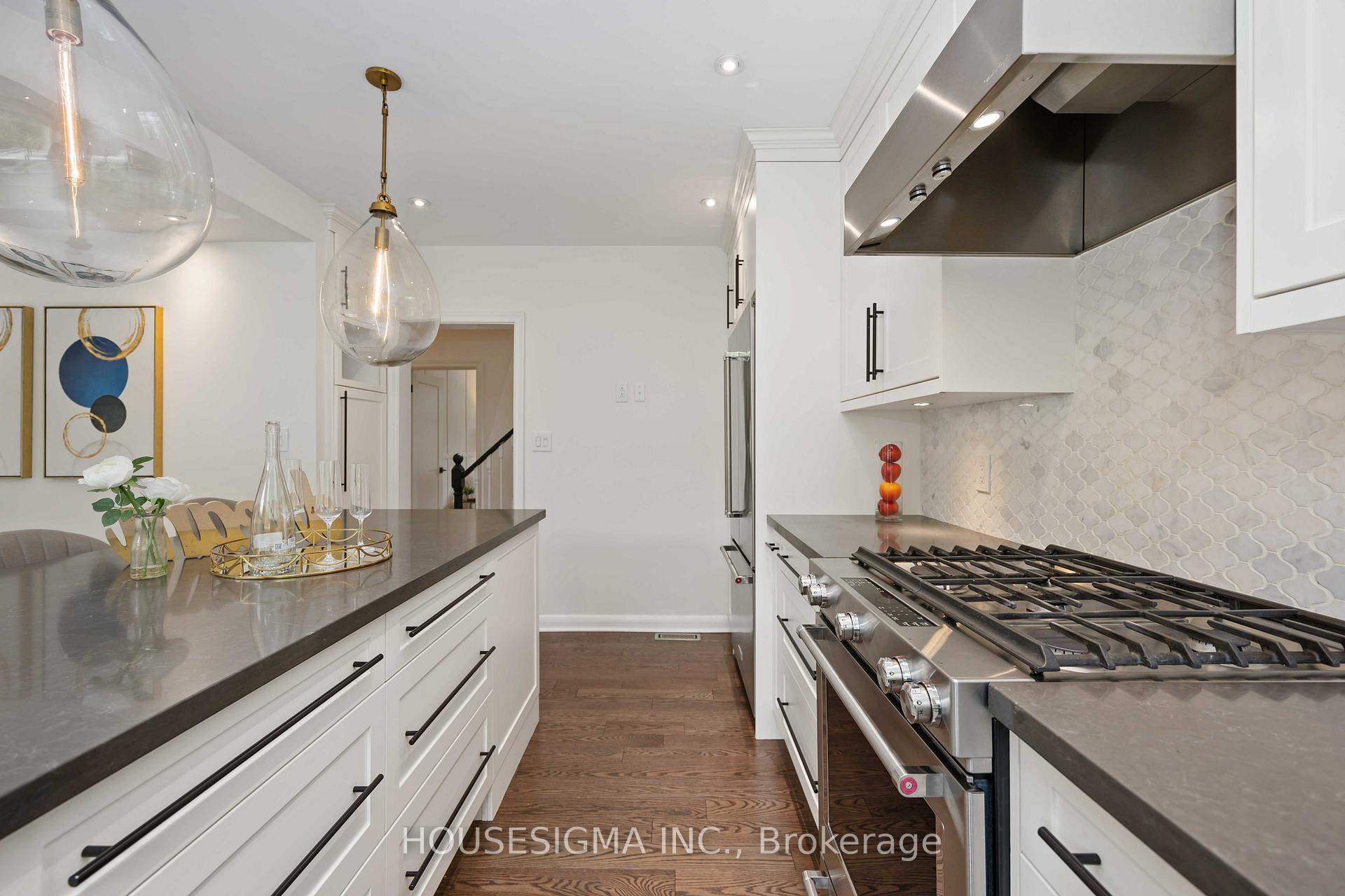 Photo 17 of 254 Glengrove Avenue W, Toronto, Lawrence Park South — HOMEH