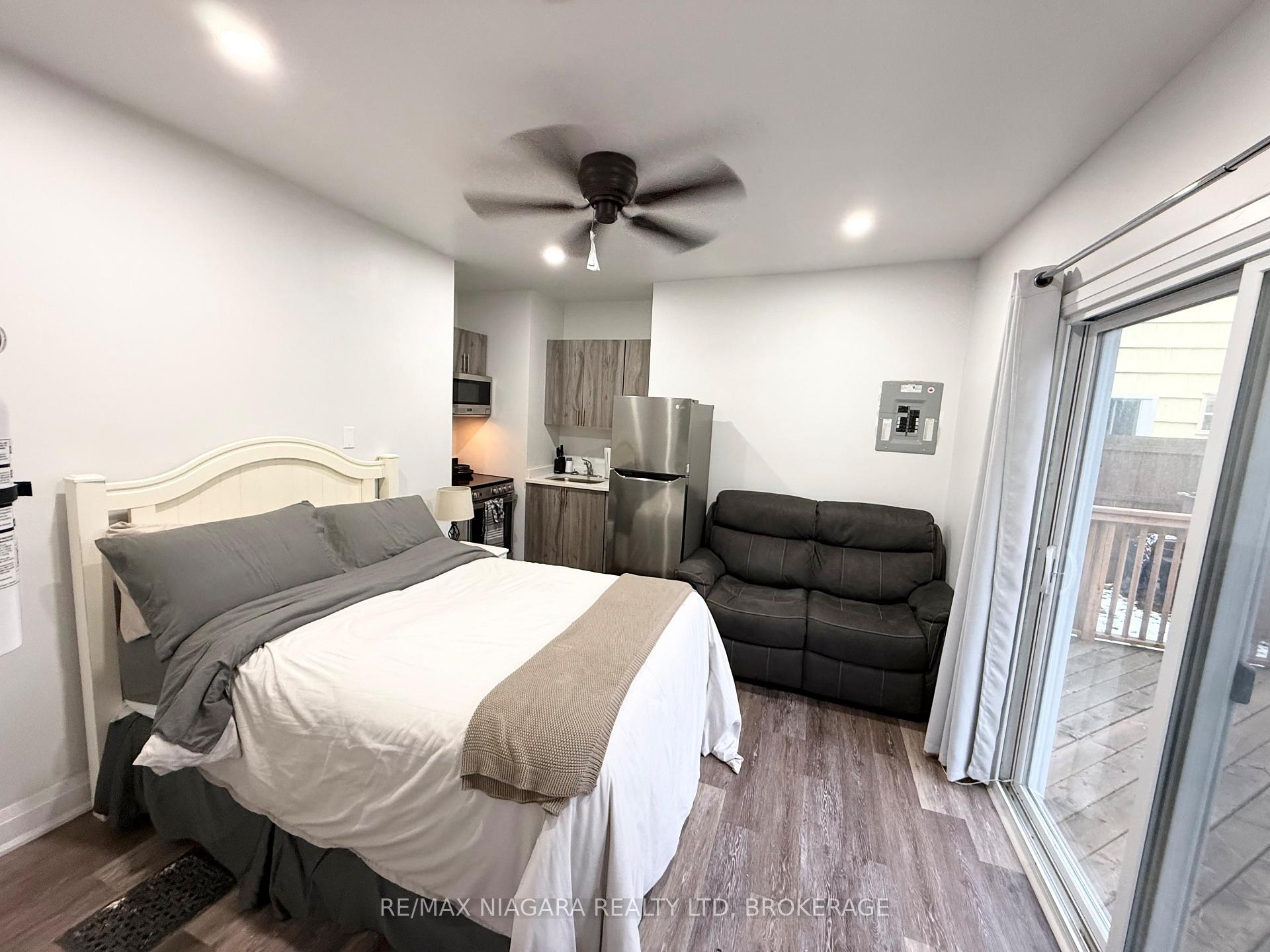 Photo 2 of Unit Unit 4, 4701 River Road, Niagara Falls, Downtown — HOMEH