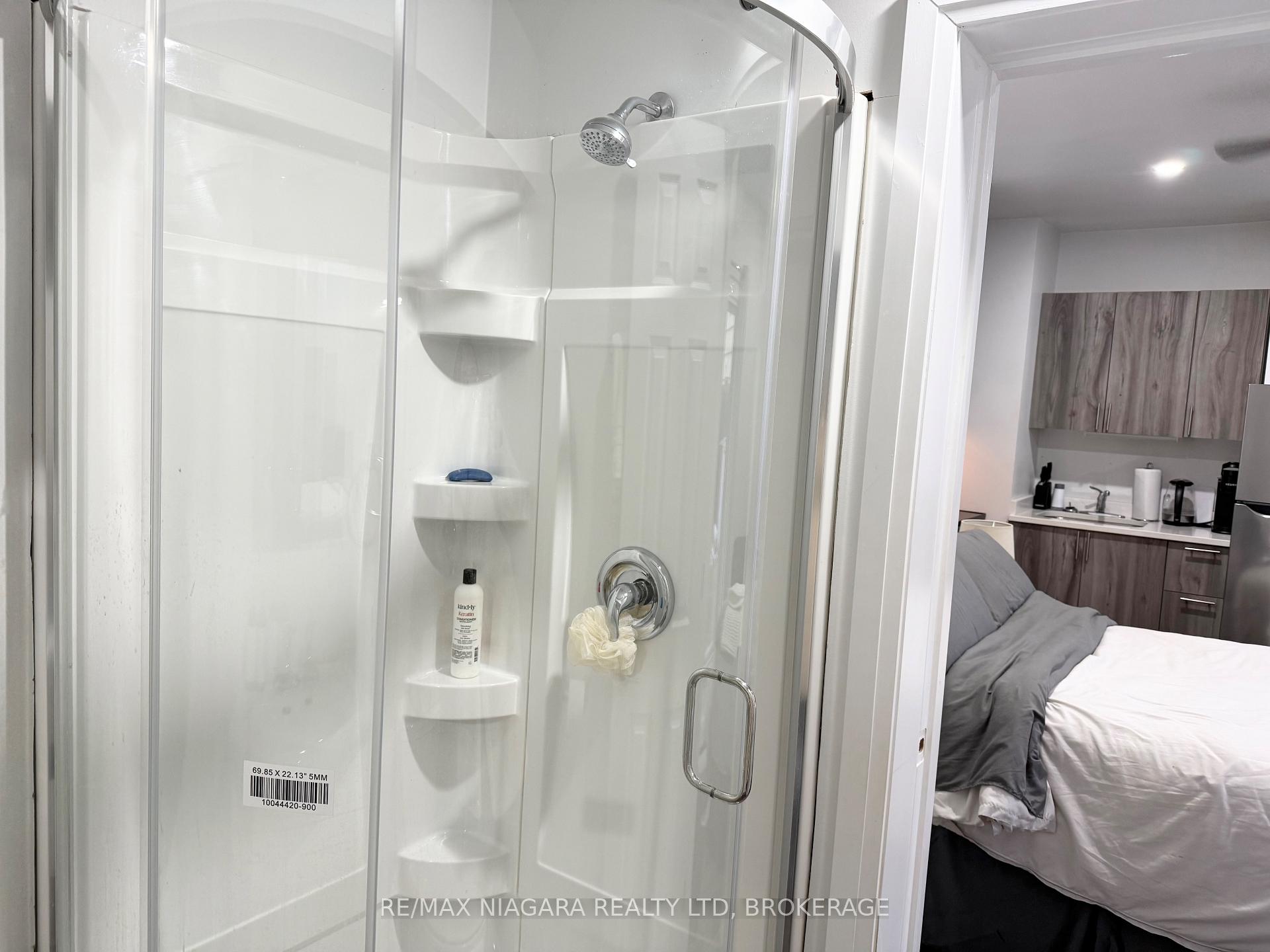 Photo 8 of Unit Unit 4, 4701 River Road, Niagara Falls, Downtown — HOMEH