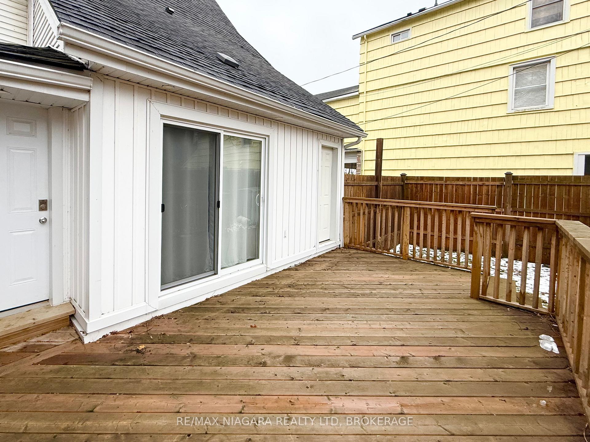 Photo 15 of Unit Unit 4, 4701 River Road, Niagara Falls, Downtown — HOMEH