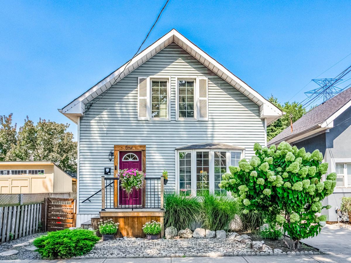 Front of 1 Mareve Avenue
