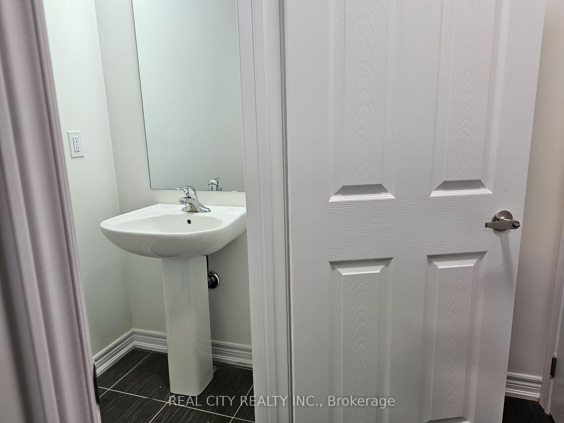 Photo 7 of 2873 Whites Road, Pickering, Rural Pickering — HOMEH