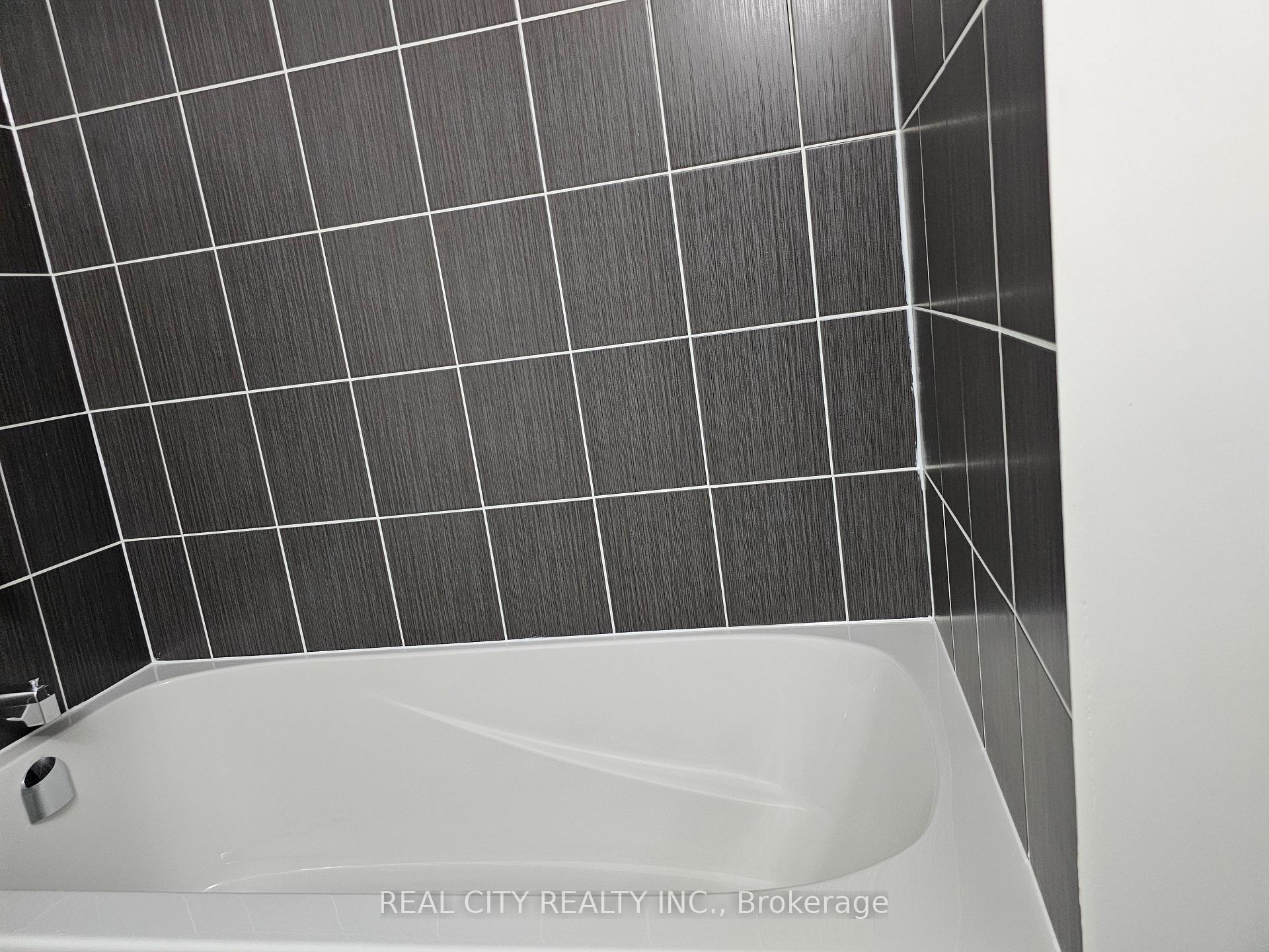 Photo 15 of 2873 Whites Road, Pickering, Rural Pickering — HOMEH