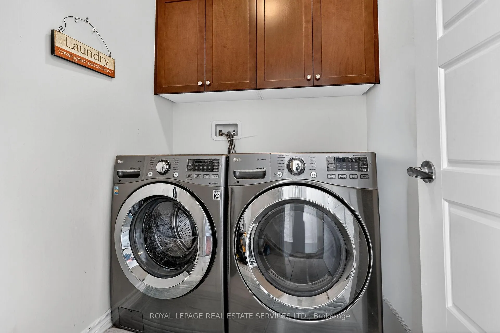 Photo 17 of 32 Celano Drive, Hamilton, Waterdown — HOMEH