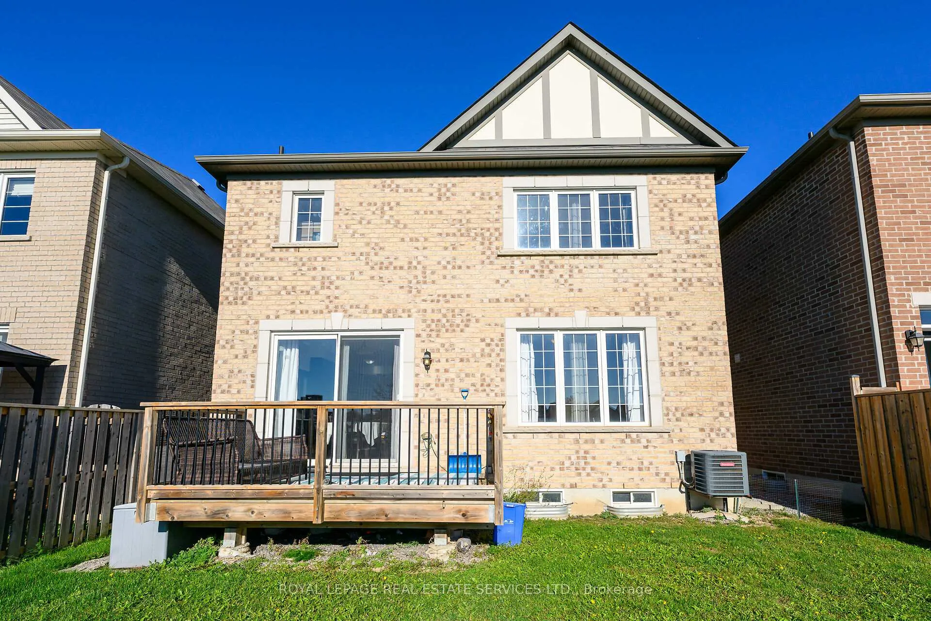 Photo 18 of 32 Celano Drive, Hamilton, Waterdown — HOMEH