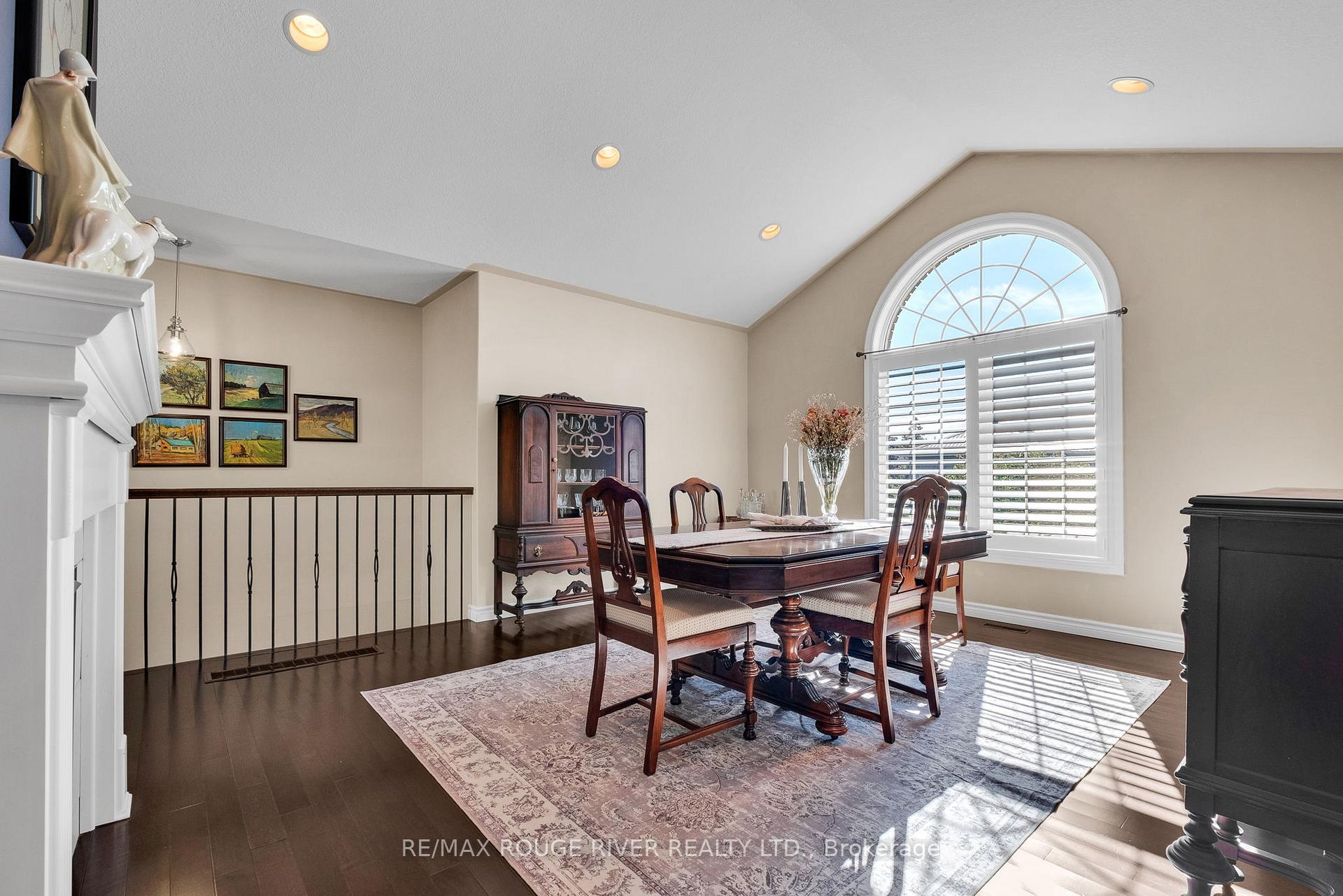 Photo 11 of 2 Beacon Drive, Brighton — HOMEH