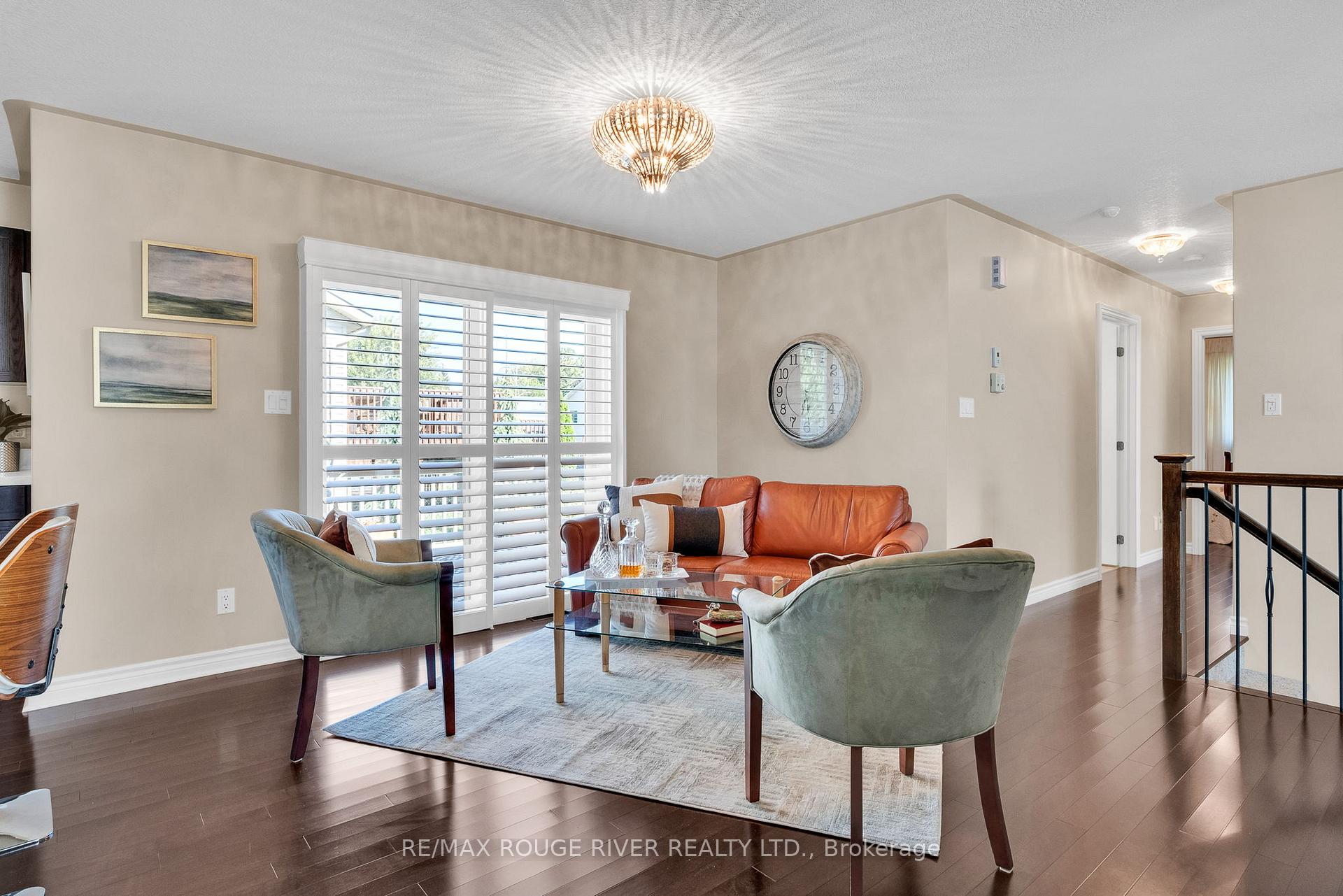 Photo 8 of 2 Beacon Drive, Brighton — HOMEH