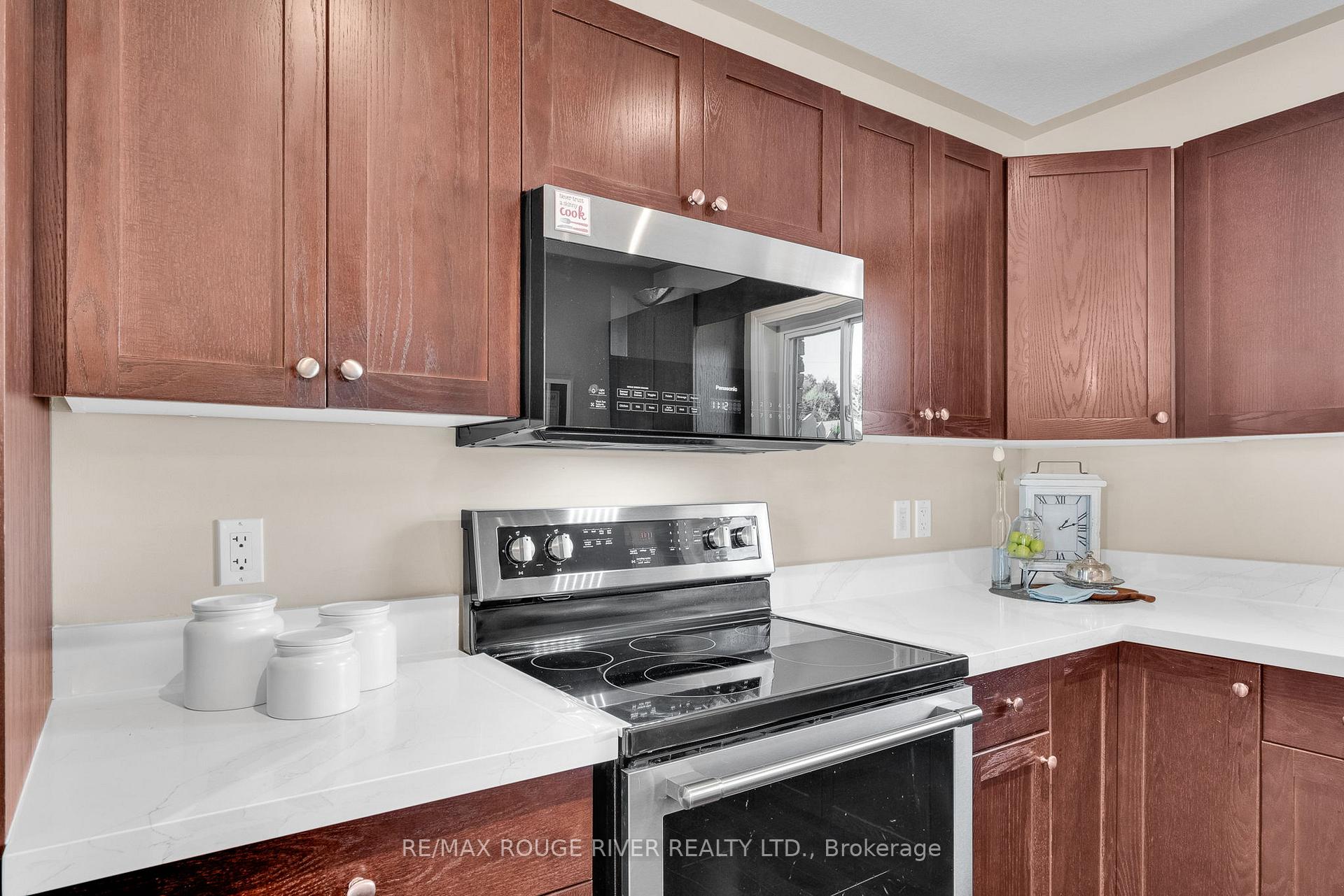 Photo 13 of 2 Beacon Drive, Brighton — HOMEH