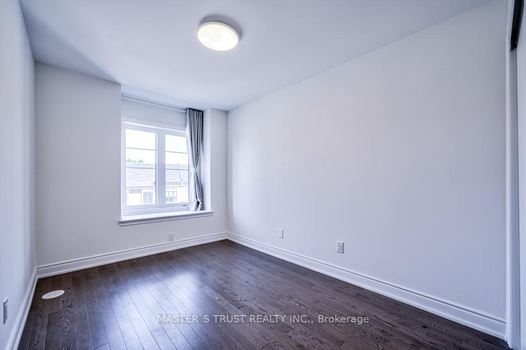 Photo 29 of 105 Lichfield Road, Markham, Unionville — HOMEH