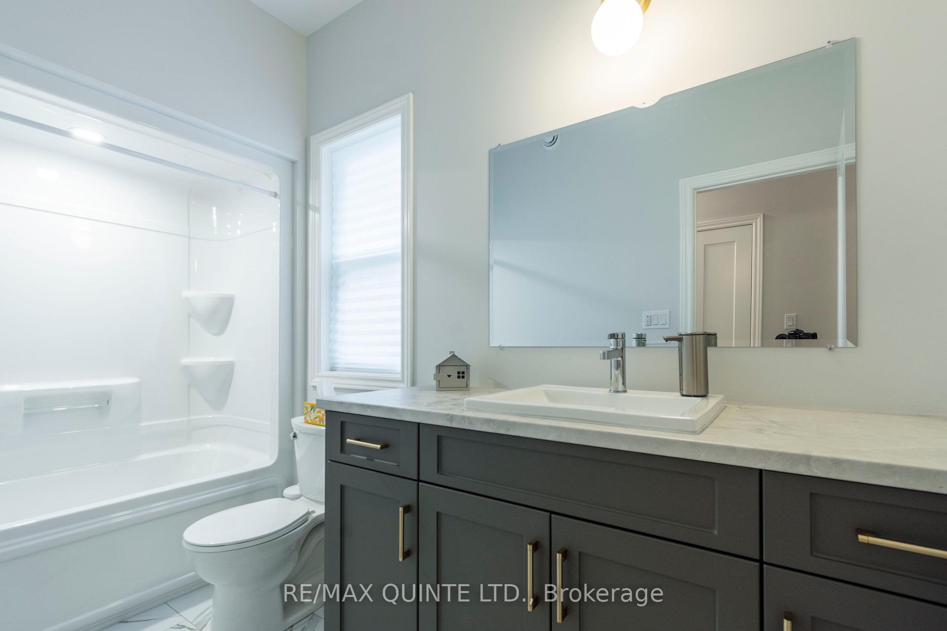 Photo 14 of 35 Raycroft Drive, Belleville, Thurlow Ward — HOMEH