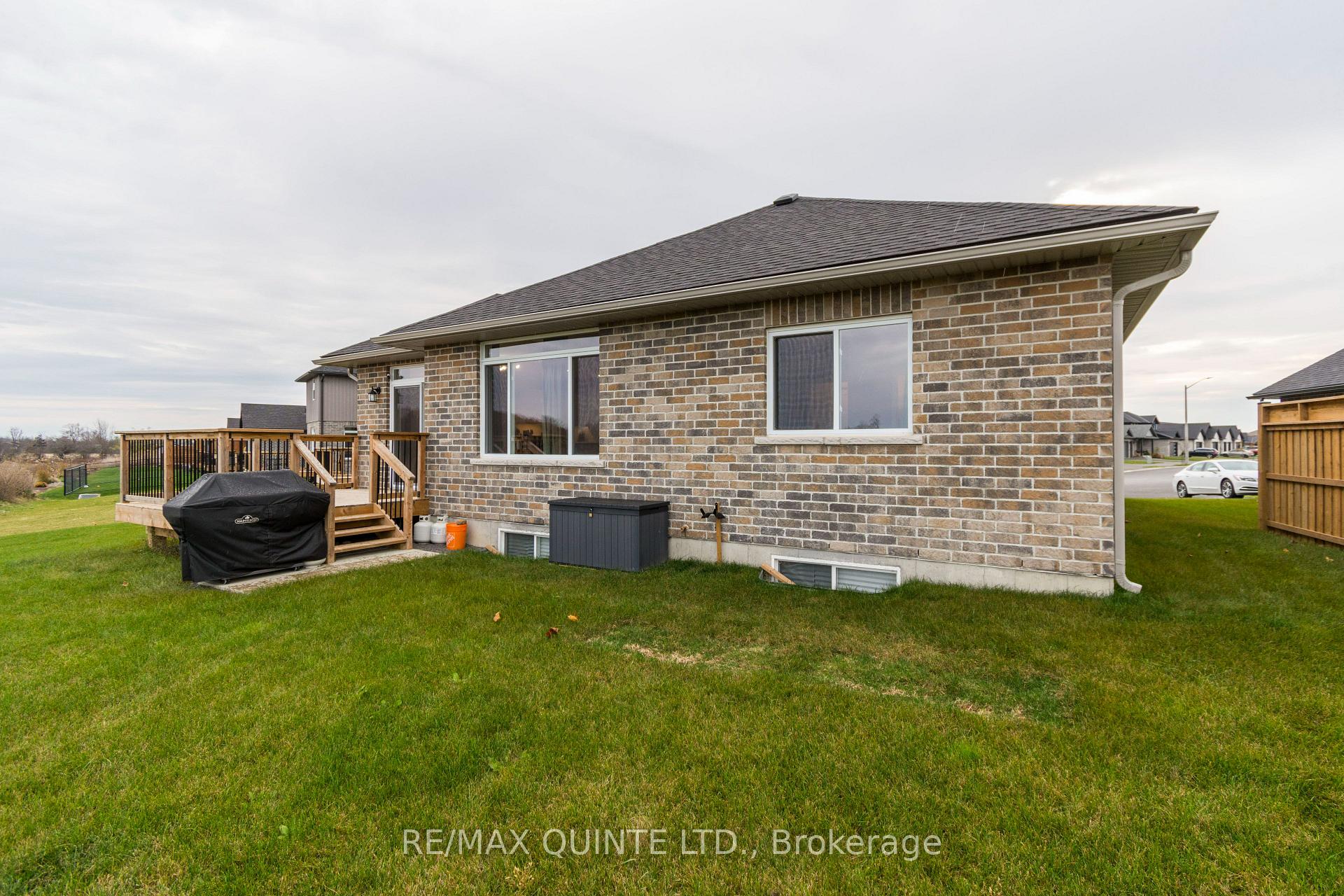 Photo 16 of 35 Raycroft Drive, Belleville, Thurlow Ward — HOMEH
