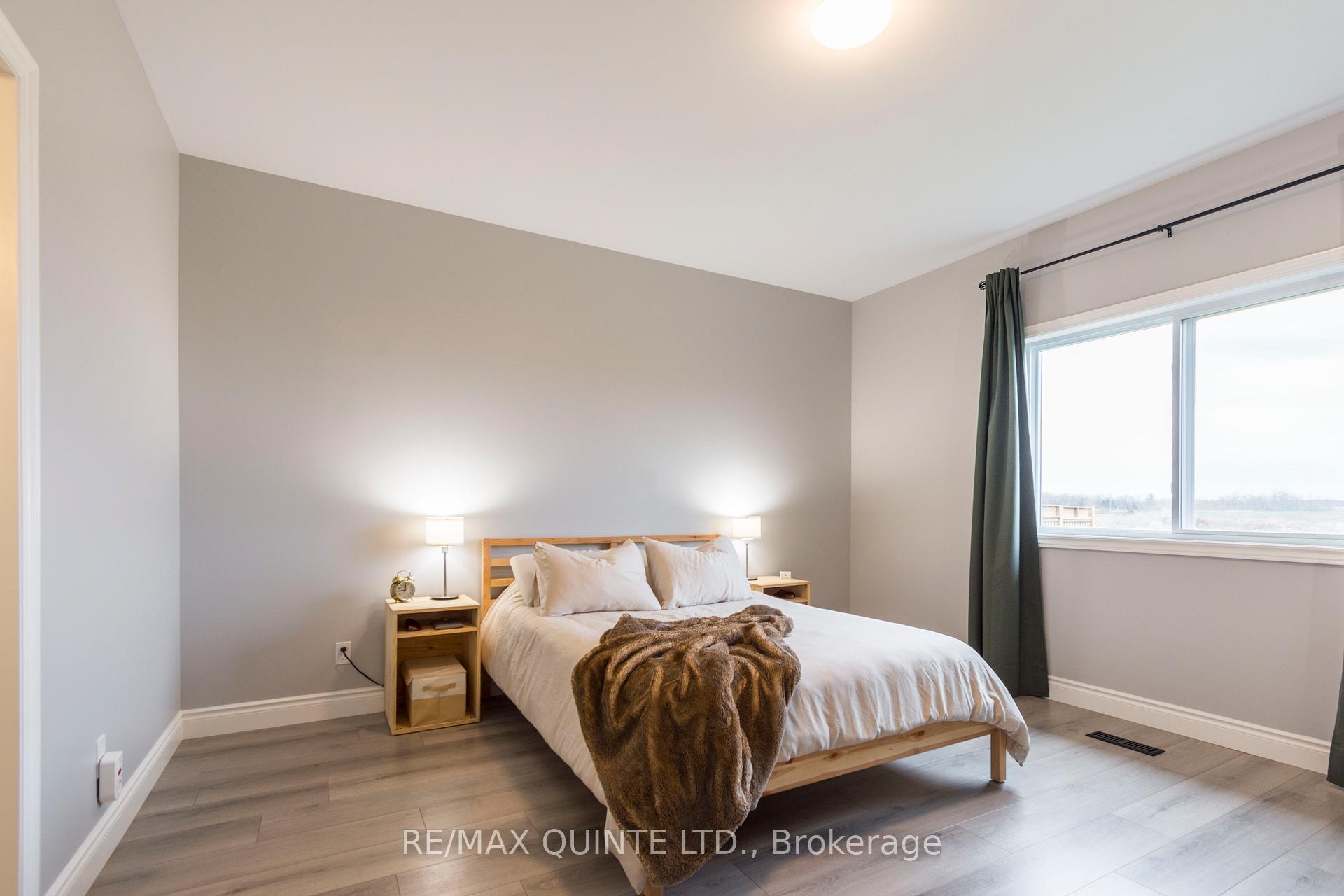 Photo 19 of 35 Raycroft Drive, Belleville, Thurlow Ward — HOMEH