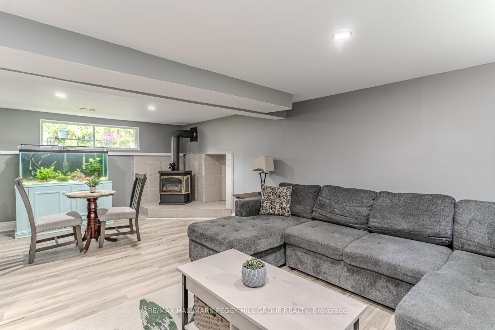 Photo 11 of 734 James Street, Innisfil, Alcona — HOMEH