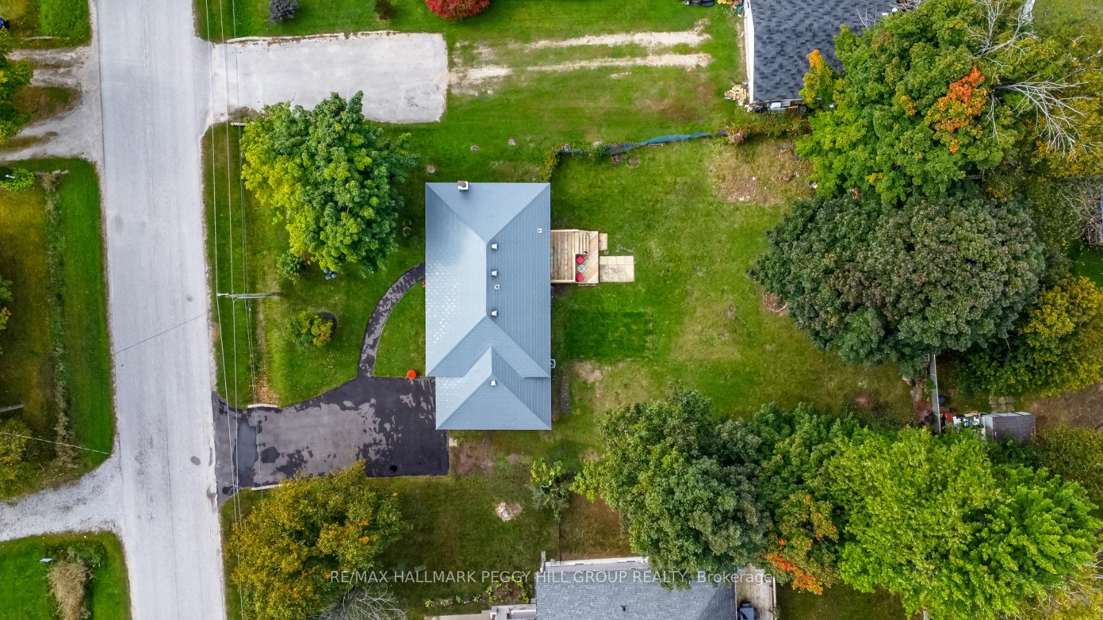 Photo 19 of 734 James Street, Innisfil, Alcona — HOMEH