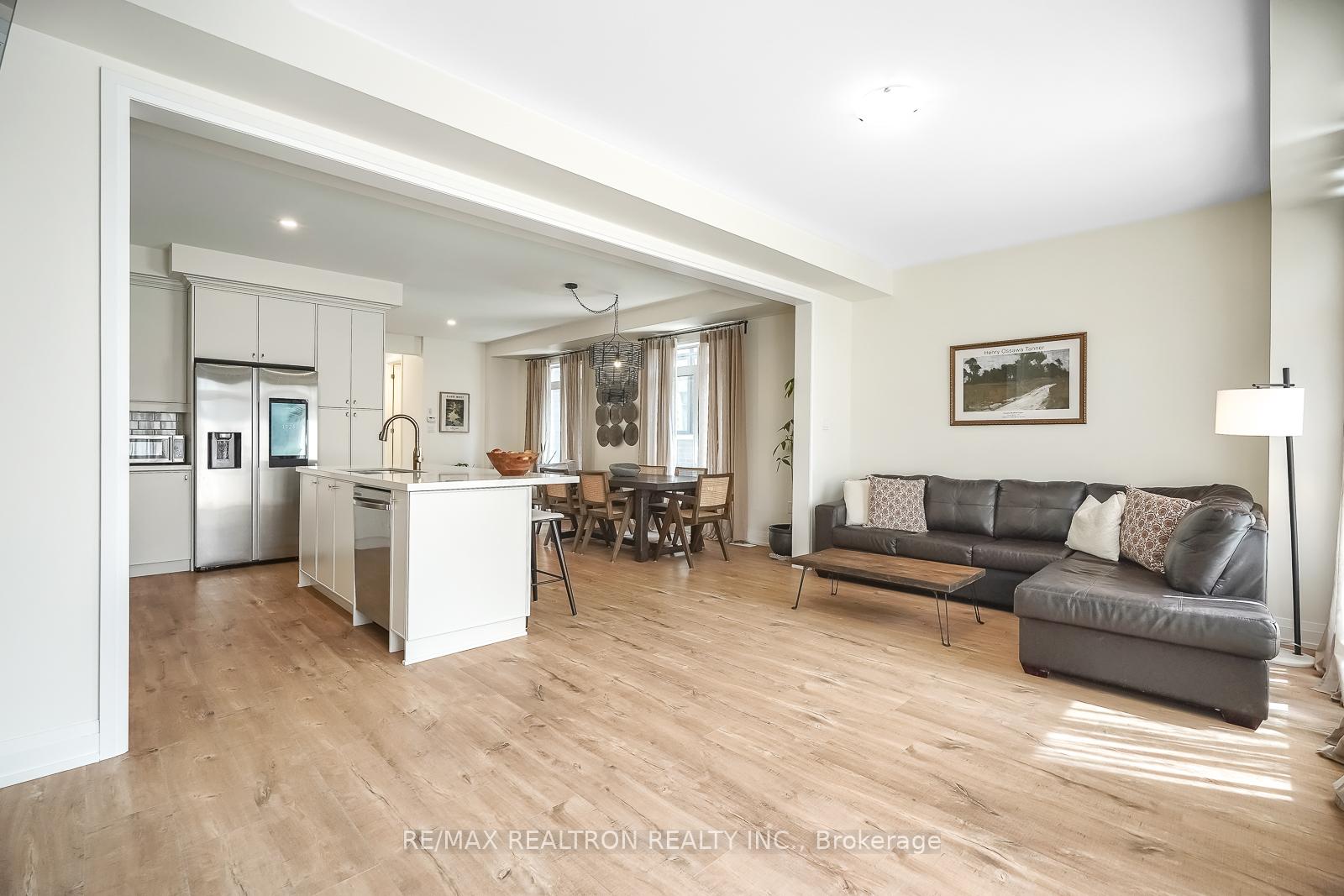 Photo 7 of 33 Daffodil Road, Springwater, Midhurst — HOMEH