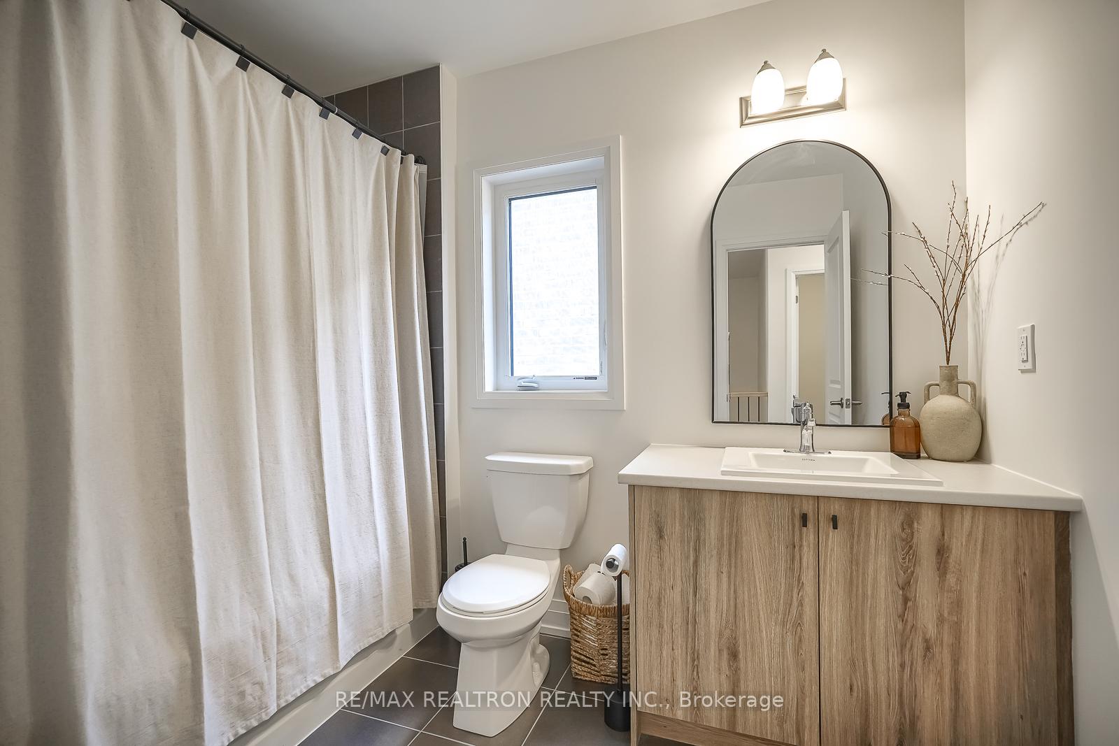 Photo 36 of 33 Daffodil Road, Springwater, Midhurst — HOMEH