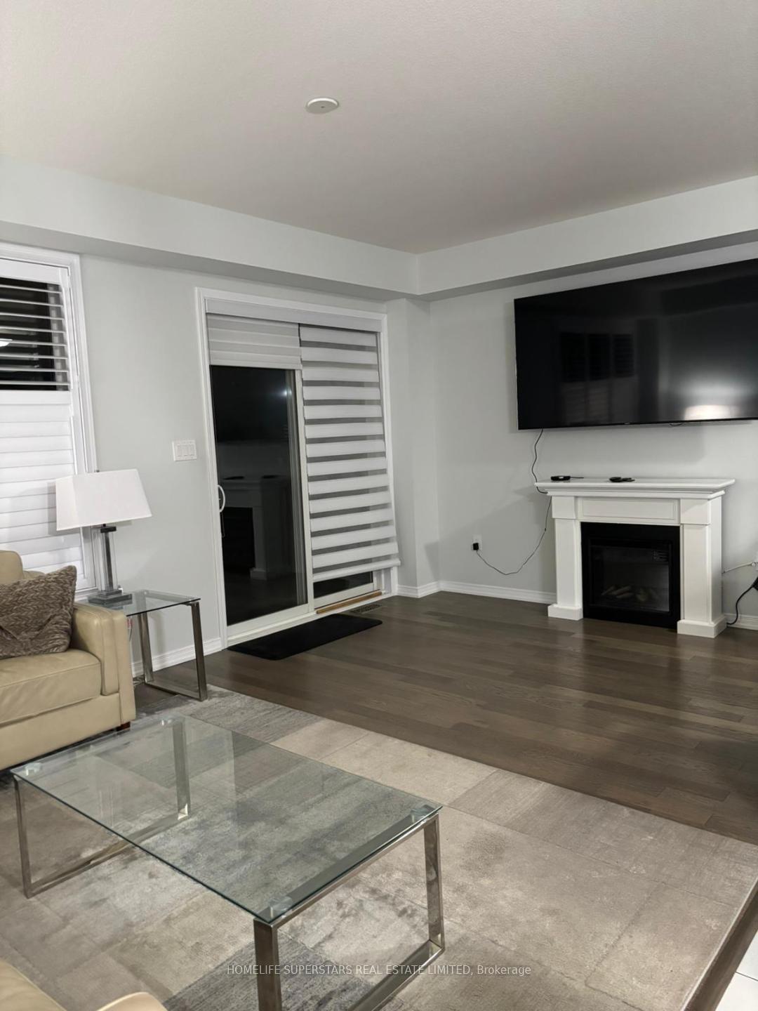 Photo 5 of 8755 Sourgum Avenue E, Niagara Falls, Brown — HOMEH