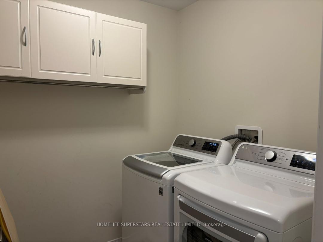 Photo 17 of 8755 Sourgum Avenue E, Niagara Falls, Brown — HOMEH