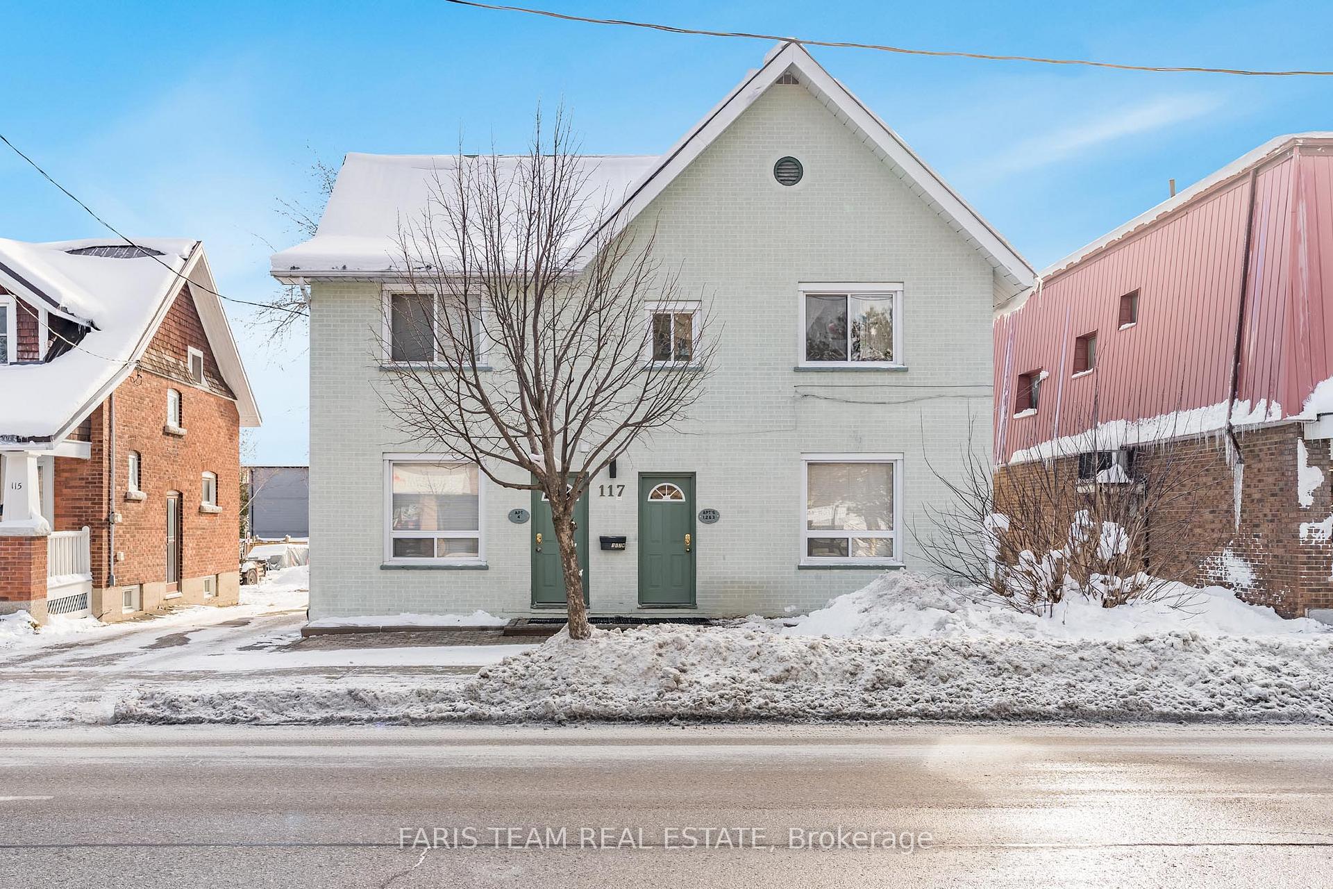 Front of 117 Colborne Street W