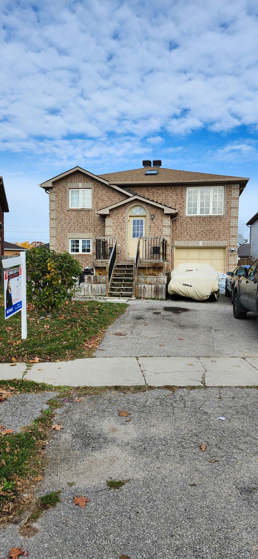 Photo 2 of 60 Ambler Bay, Barrie, Georgian Drive — HOMEH