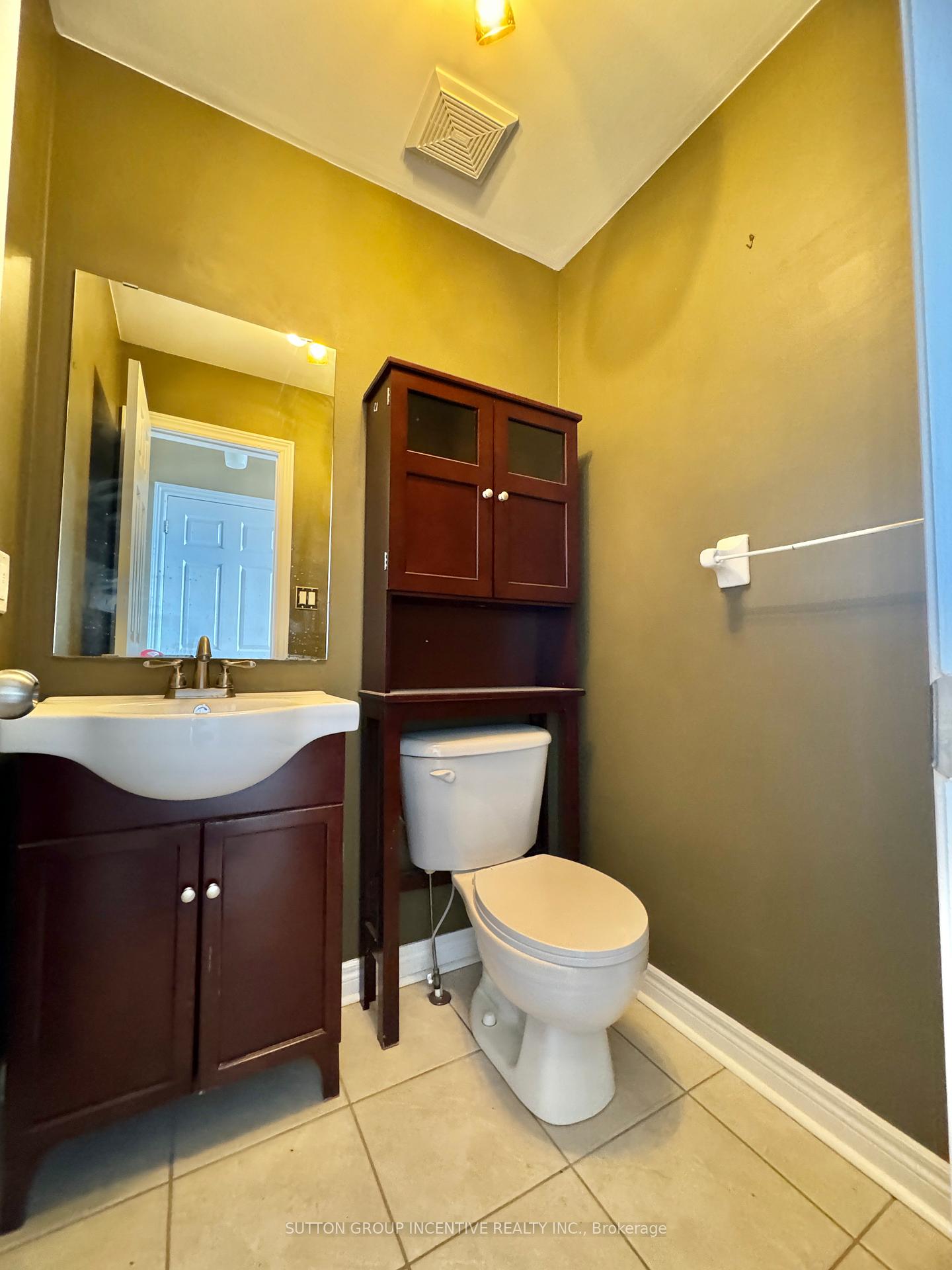 Photo 15 of 4 Bentley Crescent, Barrie, Holly — HOMEH