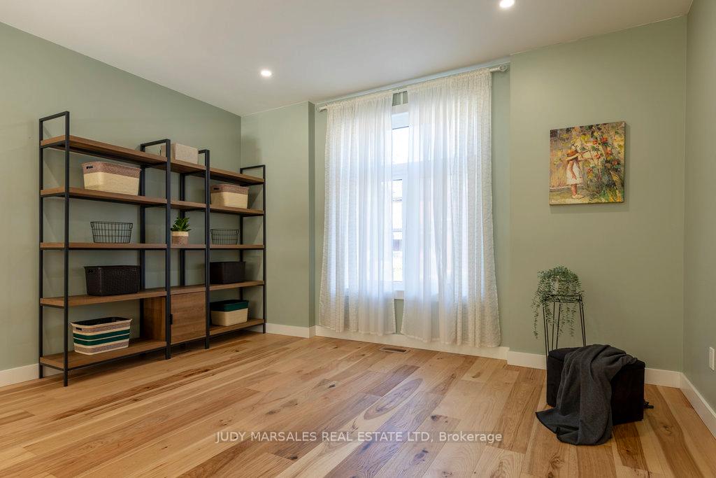 Photo 8 of 47 Mountain Avenue, Hamilton, Kirkendall — HOMEH