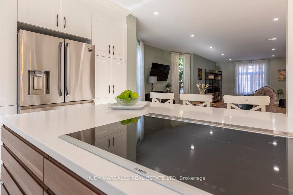 Photo 12 of 47 Mountain Avenue, Hamilton, Kirkendall — HOMEH