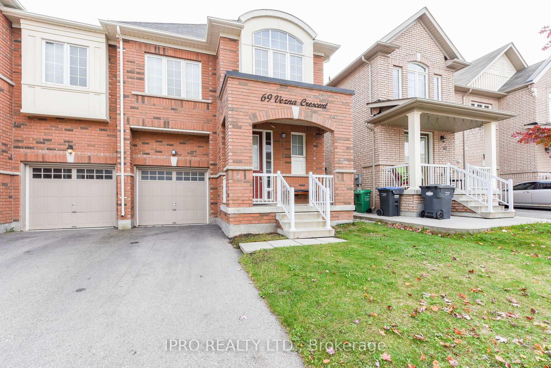 Front of 69 Vezna Crescent