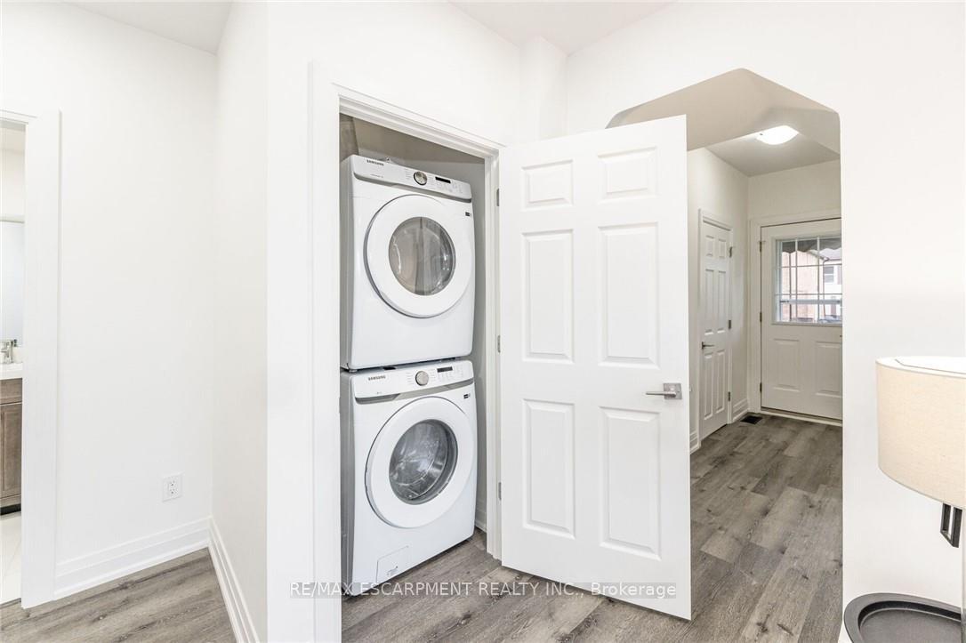 Photo 11 of Unit A, 476 Ferguson Avenue, Hamilton, North End — HOMEH