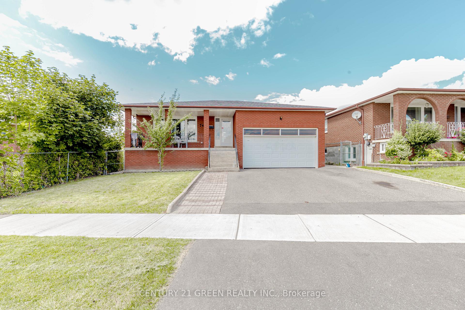 Photo 2 of 74 Linkdale Road, Brampton, Brampton North — HOMEH