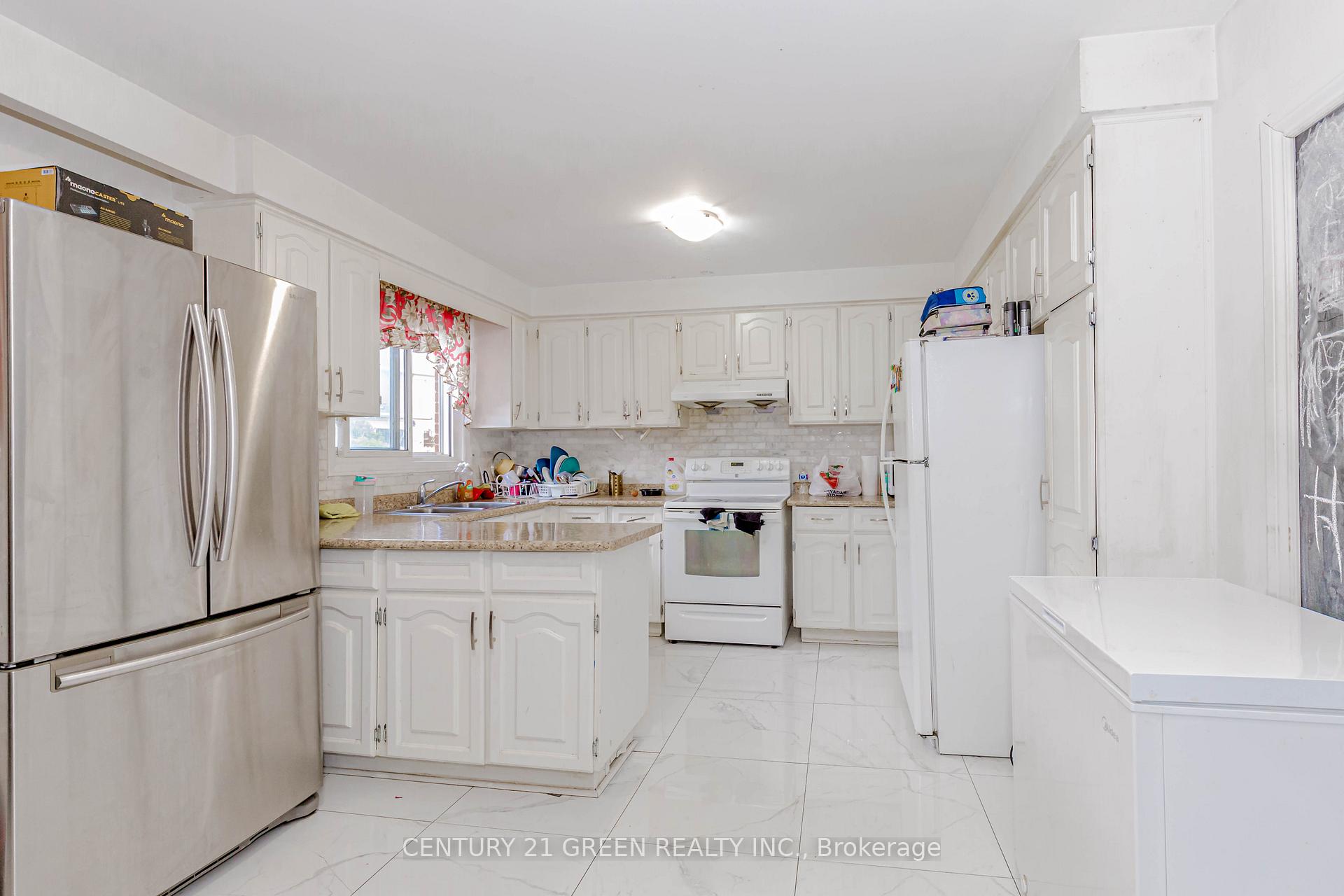 Photo 7 of 74 Linkdale Road, Brampton, Brampton North — HOMEH